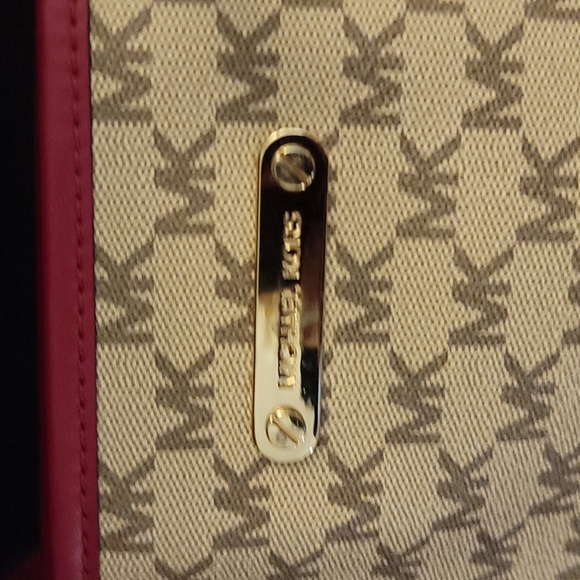 Michael Kors handbag purse tote with COA  authentic - Picture 3 of 11